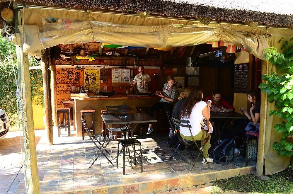 Hostel A Sunflower Stop Backpackers Cape Town