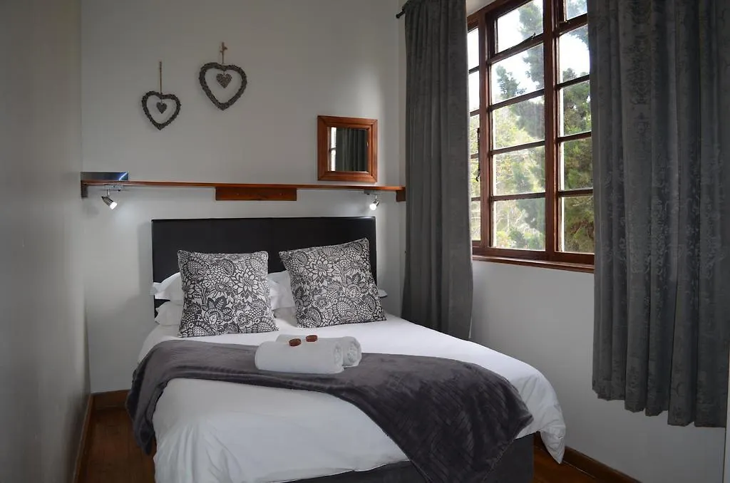 Hostel A Sunflower Stop Backpackers Cape Town