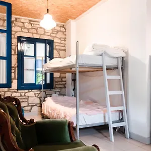 Himara Hostel Auberge de jeunesse Himarë
