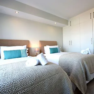 4* Hotel The Paragon